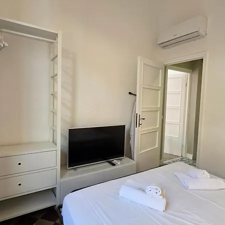 Casa 4 Posti Letto Stazione E Cinque Terre Lägenhet